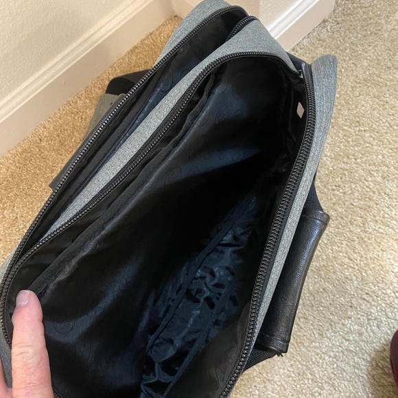 Laptop Shoulder Bag by Travis Matthew - Picture 7 of 9